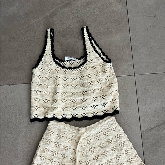 Zimmerman tank Rhiannon Crochet - Picture 4 of 6